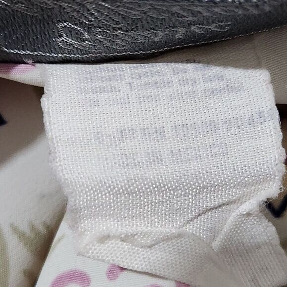 Classic Collection Shirt For Women 1X White Floral Hidden Buttons Lightweight - Picture 12 of 12